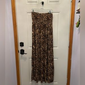Leopard-print strapless maxi dress